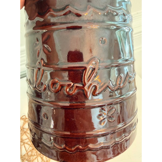 1950s Vintage Mar-Crest Daisy Dot Covered Casserole Pot on Tripod Stand, 3 Pieces For Sale - Image 5 of 7