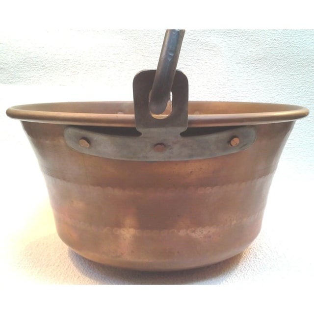 1910s Antique Solid Copper Hanging Hearth Pot Pan With Riveted Wrought Iron Handle For Sale - Image 5 of 7