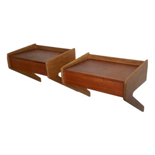 Teak and Oak Floating Night Stands by Sigfred Omann for Ølholm, 1960s, Set of 2 For Sale