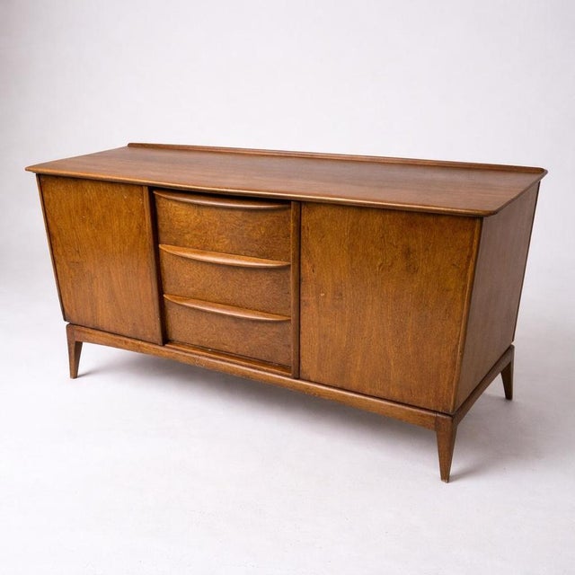 1960s Vintage Walnut Sideboard from McIntosh, 1960s For Sale - Image 5 of 9
