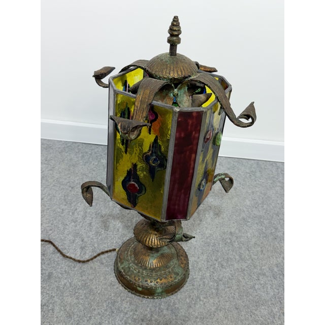 Brutalist Wrought Iron and Multicolored Glass Table Lamp in the style of Longobard, 1970 For Sale - Image 3 of 13