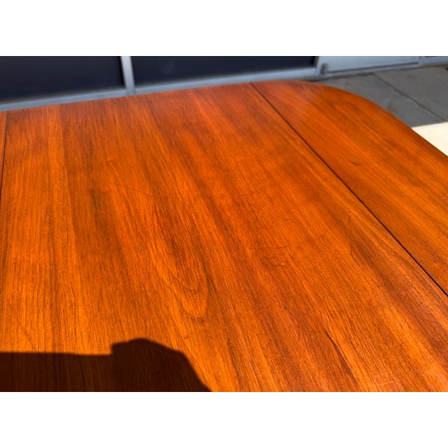 Henkel Harris Solid Cherry Pembroke Drop-Leaf Side Table Model No. 5406 For Sale - Image 17 of 18