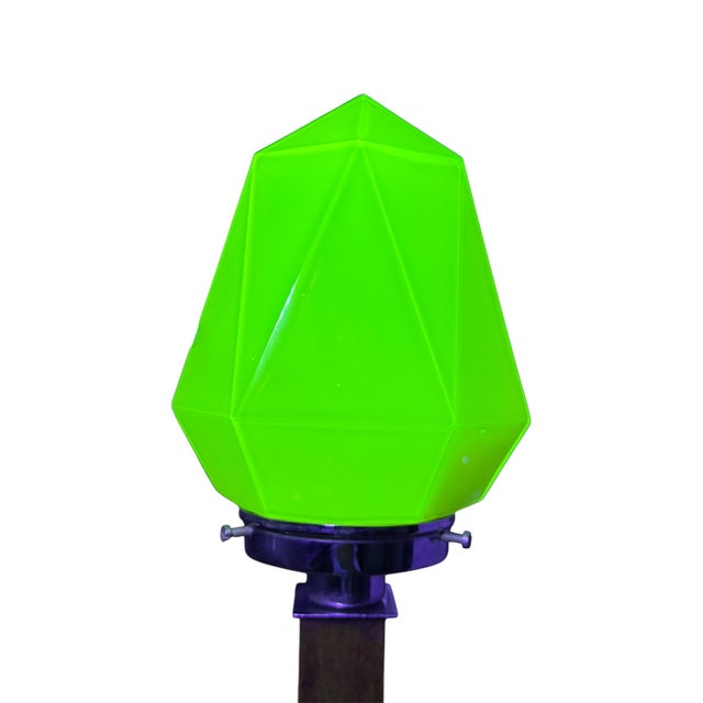 Brown Art Deco Table Lamp with Uranium Glass Shade, Central Europe, 1920s For Sale - Image 8 of 13