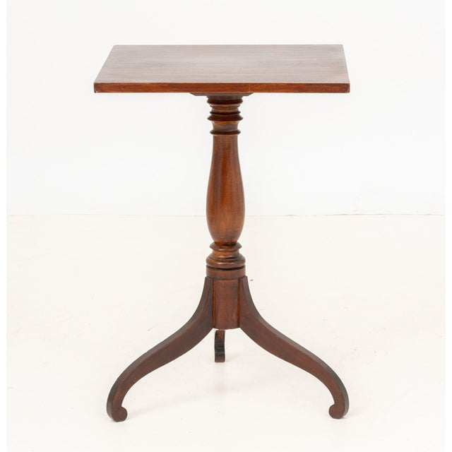 19th Century Federal Mahogany Lamp Table For Sale - Image 5 of 5