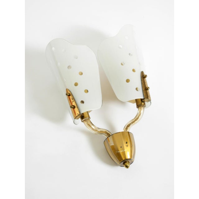 Mid-Century Modern Large Mid-Century Modern Wall Lamp in Brass and Glass, 1950s For Sale - Image 3 of 17