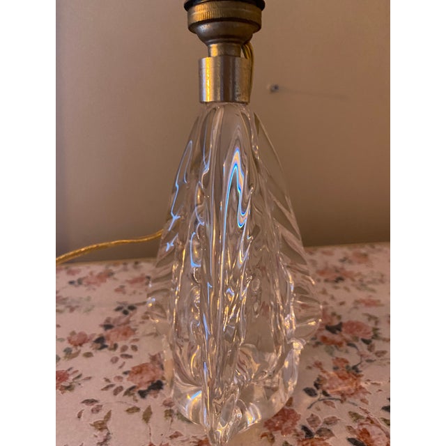 Vintage Mid-Century Modern Heavy Crystal Sculptural Table Lamp - Crystal– Abstract Triangular Design For Sale - Image 6 of 7