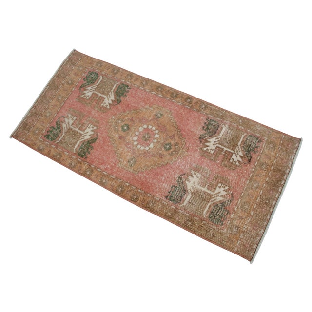 1970s Hand Made Small Turkish Rug. DoorMat Entry Decor Kitchen Mat Baht Rug - 21'' X 43'' For Sale - Image 4 of 13