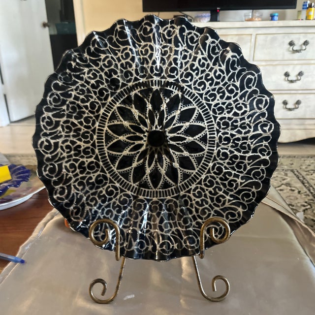 1960s Signed Sydenstricker 12” Glass Platter For Sale - Image 4 of 5