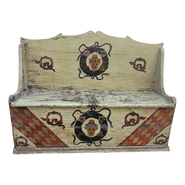 Early 19th Century High-Backed Storage Bench in Green Lacquer, Italy For Sale