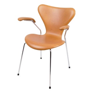 Model 3207 Seven Chair in Cognac Leather by Arne Jacobsen for Fritz Hansen, 1980s For Sale