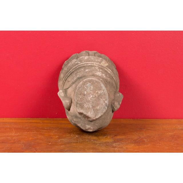 Mid 19th Century Chinese Qing Dynasty Period Carved Head Sculpture of an Official For Sale - Image 9 of 11