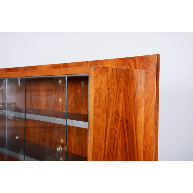 1930s Art Deco Sideboard in Walnut, 1930s For Sale - Image 5 of 11