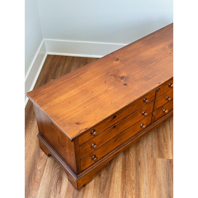 1960s 1960s Virginia Maid by Lane Cedar Chest For Sale - Image 5 of 15