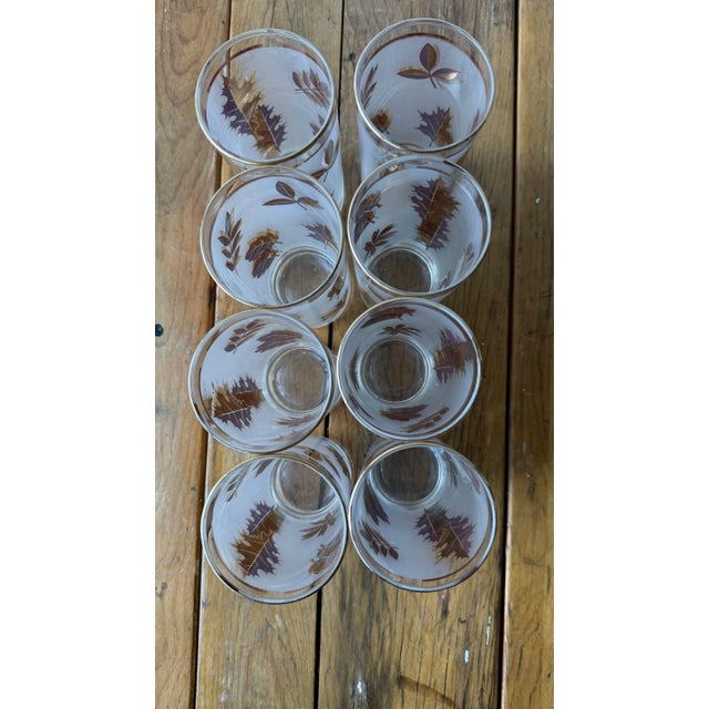 Libbey Glass Co. Mid-Century Modern Libby “Golden Foliage”Frosted Highball Glasses and Caddy Set of 8 For Sale - Image 4 of 11
