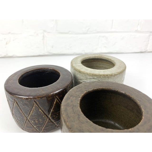 1970s Danish Ceramic Vases Palshus by Per & Annelise Linnemann-Schmidt for Palshus, 1960s, Set of 3 For Sale - Image 5 of 16