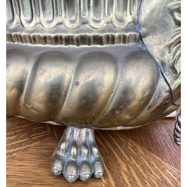 Vintage Style Plant Pot in Brass For Sale - Image 6 of 18