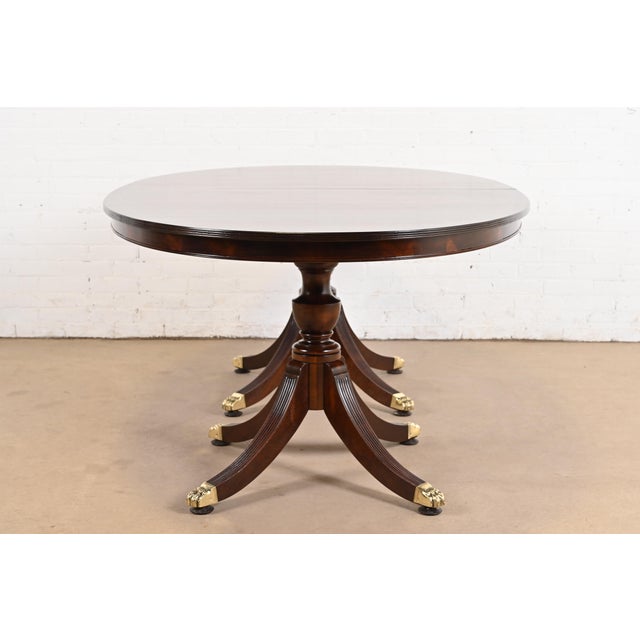 Baker Furniture Style Georgian Banded Mahogany Double Pedestal Extension Dining Table, Newly Refinished For Sale - Image 10 of 11