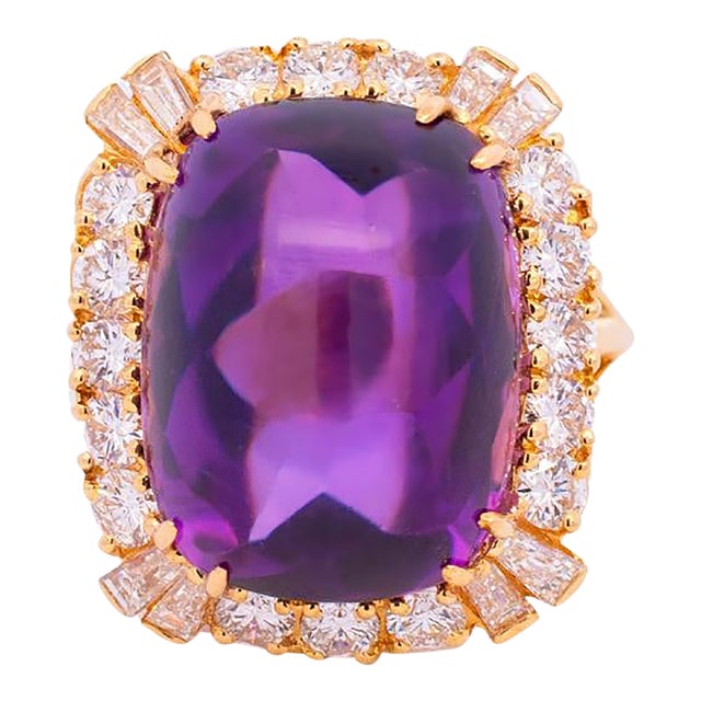 18k Yellow Gold Amethyst & Diamond Cocktail Ring Size 10 For Sale