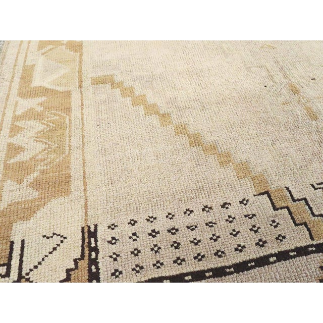 Rustic Galerie Shabab Collection Mid-20th Century Turkish Oushak Accent Rug For Sale - Image 3 of 6
