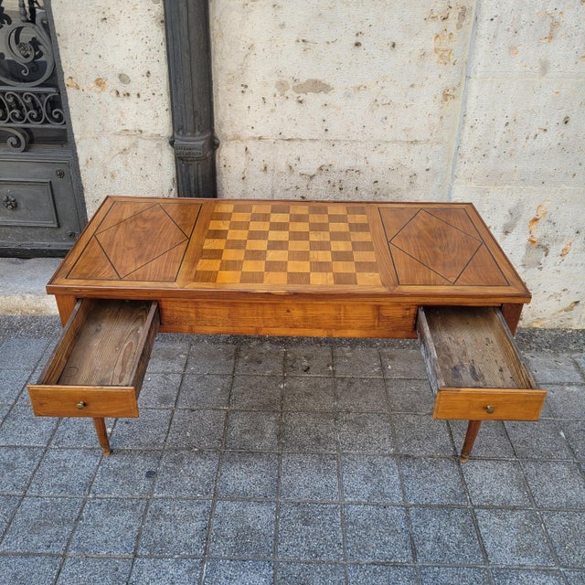 Exquisite and sophisticated Tric Trac table, a French games table, Louis XVI, circa 1800. It is crafted from beautiful...