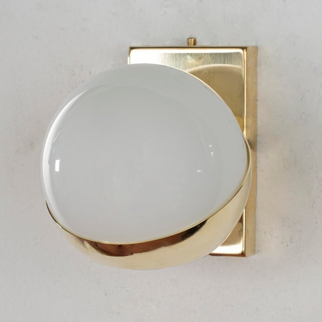 Space Age White Murano Glass Sphere and Brass Frame Wall Sconce, Italy, 1990s For Sale - Image 7 of 12