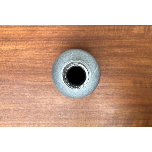 Mid-Century German Minimalist Studio Pottery Vase from Fritz Van Daalen, 1960s For Sale - Image 15 of 17