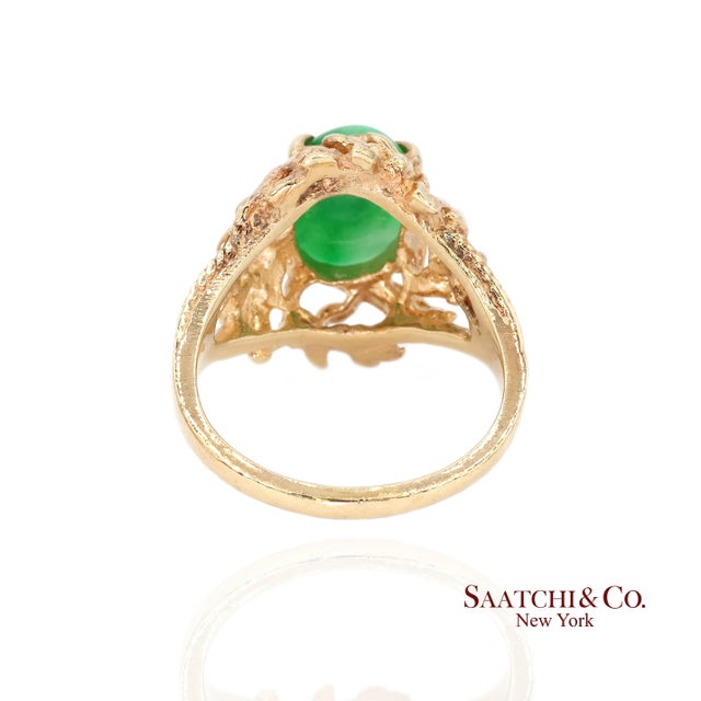 Green Mid 20th Century 14k Jade Ring Womens Size 6.25 Vintage Yellow Gold Cabochon Style For Sale - Image 8 of 10
