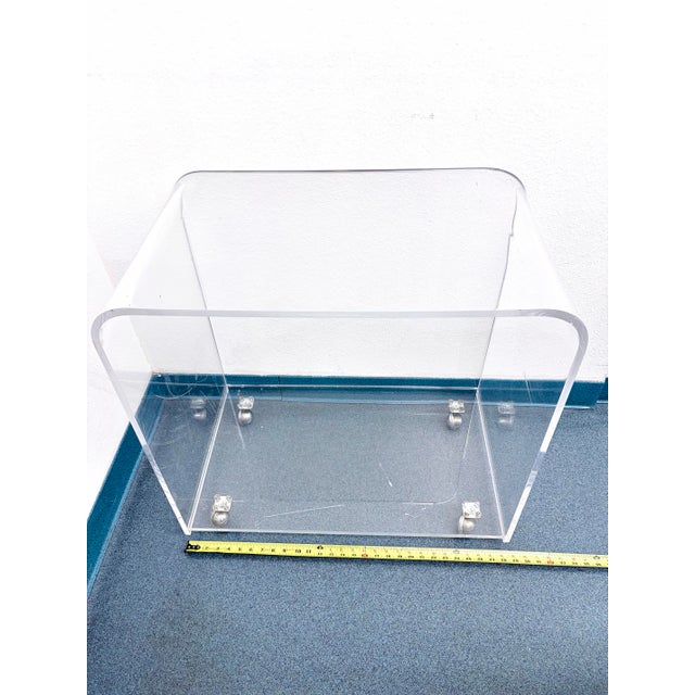 Vintage Lucite Rolling Bar Cart or Side Table For Sale - Image 10 of 12