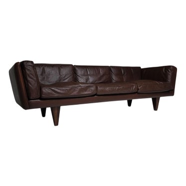 V11 Sofa in Brown Leather by Illum Wikkelsø, Denmark, 1960s For Sale