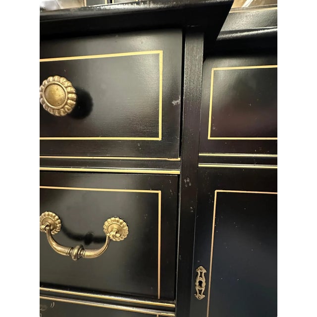 Mid 20th Century Vintage Black Lacquered Chinoiserie Bubble Glass Display Cabinet by Jasper Cabinet Company For Sale In New York - Image 6 of 12