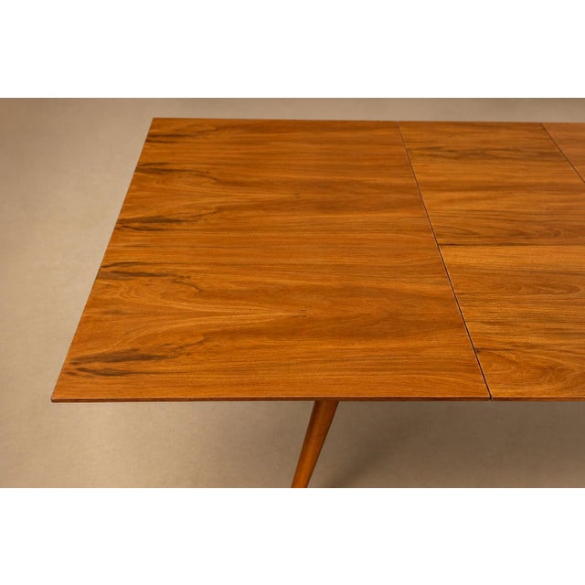 Brazilian Modern Extendable Dining Table in Caviúna by Ernesto Hauner for Mobilinea, 1950s For Sale - Image 11 of 18