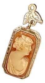 Example of Jewelry and Accessories in South Bend