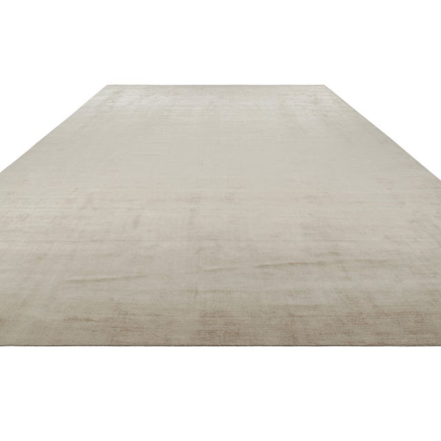2010s Rug & Kilim’s Oversized Contemporary Textural Solid Rug in Ivory Tones For Sale - Image 5 of 7
