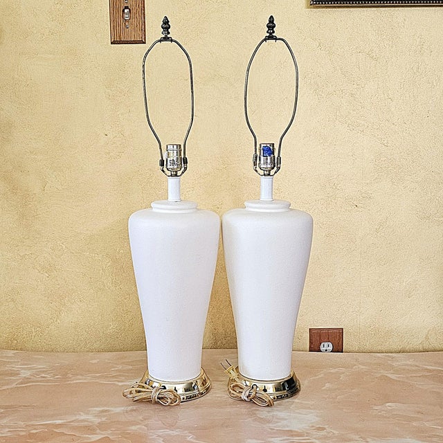 Pair of Vintage White Ceramic Urn Form Table Lamps With Gold Bases and Pleated Shades For Sale - Image 10 of 18