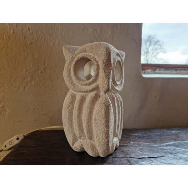 A very striking owl light made from stone and sculpted by Albert Tormos in France around 1970. Great mood light with a...