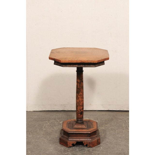 Brown English Wooden Pedestal End Table, 19th C. For Sale - Image 8 of 12