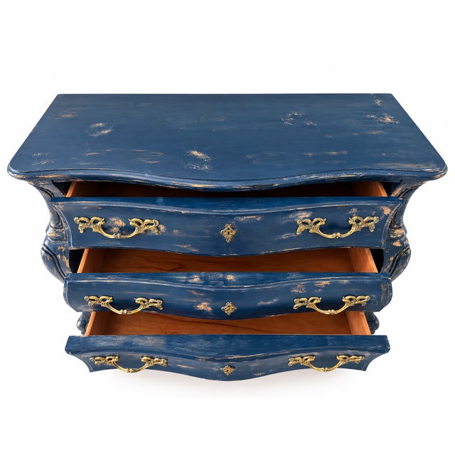 Hand-Painted Royal Blue Pulaski Bombé Chest—Distressed French Provincial Dresser For Sale - Image 9 of 15