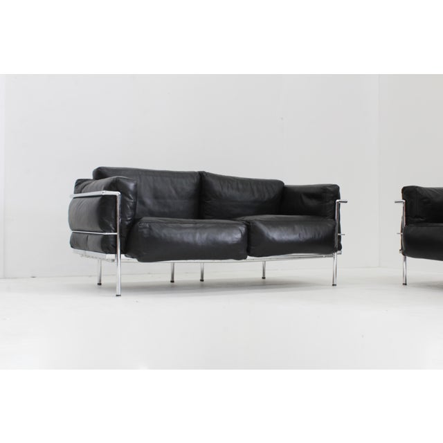 LC2 Two-Seater Sofas by Le Corbusier for Alivar, 1980s, Set of 2 For Sale - Image 14 of 15