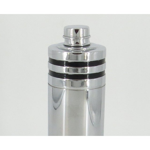 1930s 1930s Art Deco Chrome Cocktail Shaker by Evercraft For Sale - Image 5 of 8