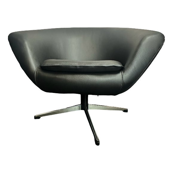Vintage Swedish Pod Swivel Chair, 1960s For Sale