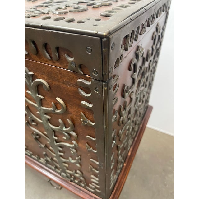 Late 20th Century Vintage Tudor Style Wood and Iron Trunk on Stand For Sale - Image 10 of 12
