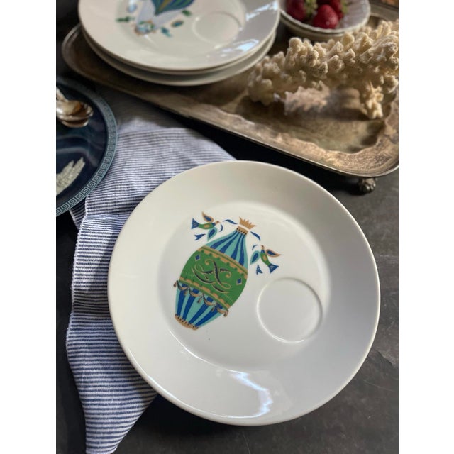 Gemstone 1960s Collection of Four (4) George Briard Hot Air Balloon 9 3/8” Plates For Sale - Image 7 of 10