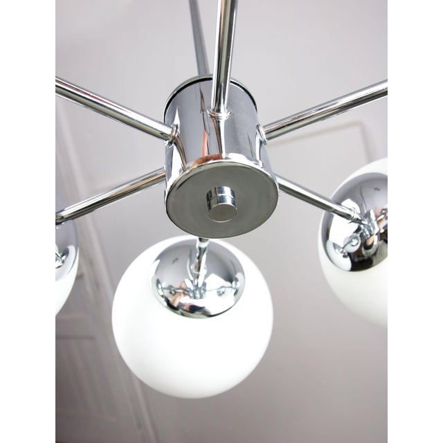 Space Age Italian Sputnik Chrome and Opaline Chandelier, 1970s For Sale - Image 16 of 18