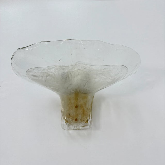 Large Brass and Melting Glass Petal Sconce by J. T. Kalmar for Kalmar, 1970s For Sale - Image 10 of 18