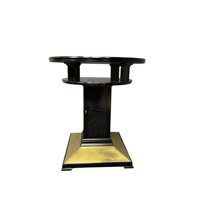 Original Art Nouveau side table, circa 1910 (No. 103) - restored Wood type: Oak Color: Natural Dimensions: Height: 76 cm...