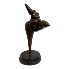 Example of Fernando Botero Sculpture