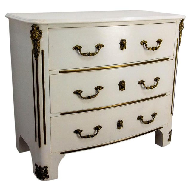 Mid-Century Louis XVI French White Chest of Drawers in Elm & Bronze, 1960s For Sale - Image 15 of 15