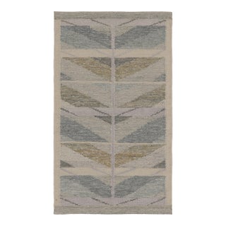 Rug & Kilim’s Scandinavian-Inspired Rug, Minimalist Chevrons in Gray and Blue For Sale