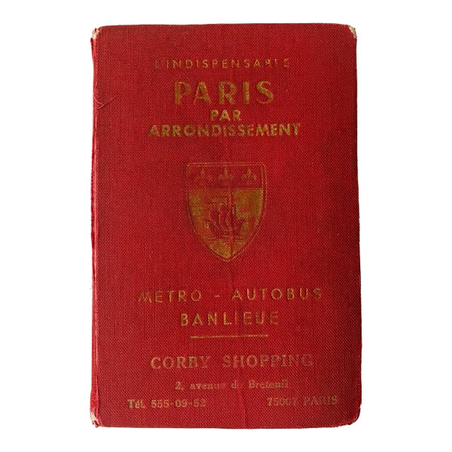 Paris Arrondissement Guidebook, France, Circa 1970s For Sale