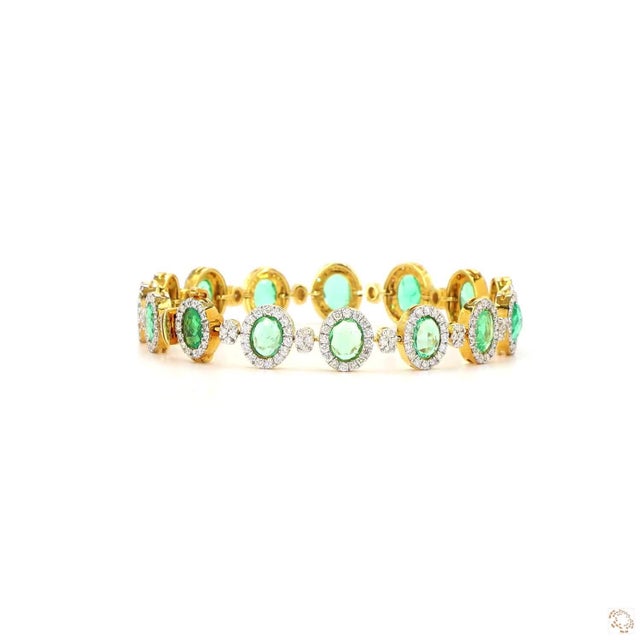 Metal 2.67 Carat Round Brilliant Cut Diamond Emerald Gold Bracelet For Sale - Image 7 of 9